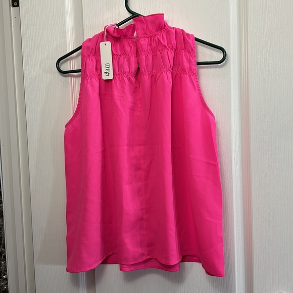 Top - Picture 2 of 2